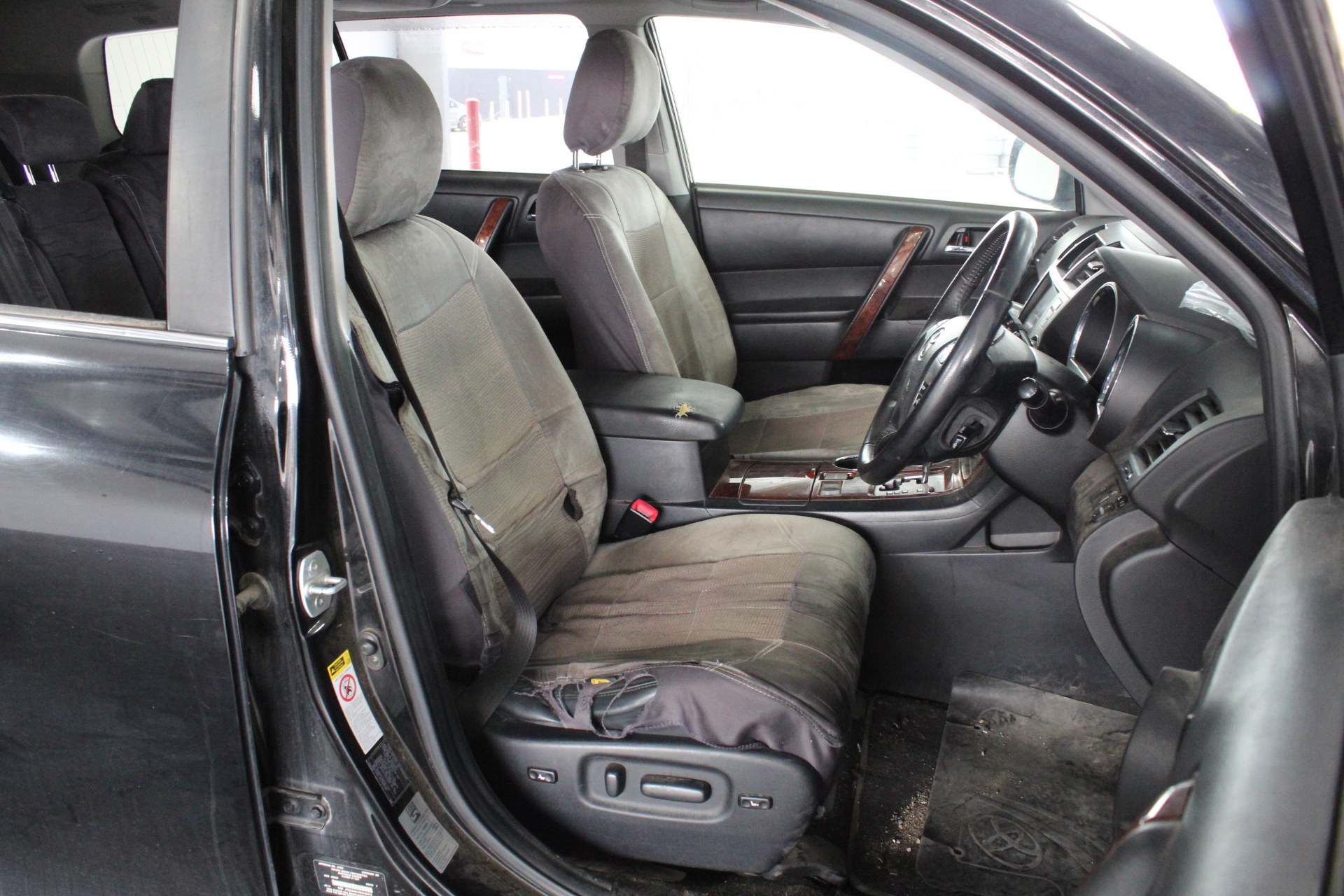 Casella Limited Release Cleanskin Shiraz 2013 (12x 750mL) Limstone Coast