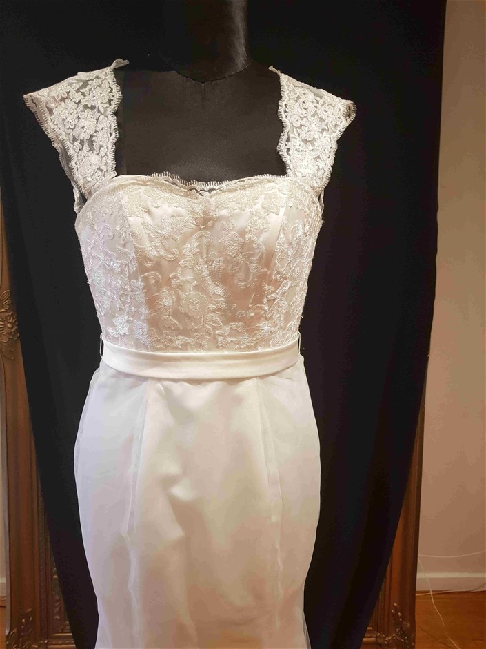 32DEGREES Men's Shield Jacket, Size L, Black.  Buyers Note - Discount Freig