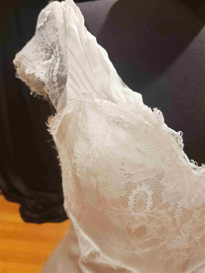 NEW BALANCE Women's Legging, Size M, Cotton/Elastane, Light Grey.  Buyers N