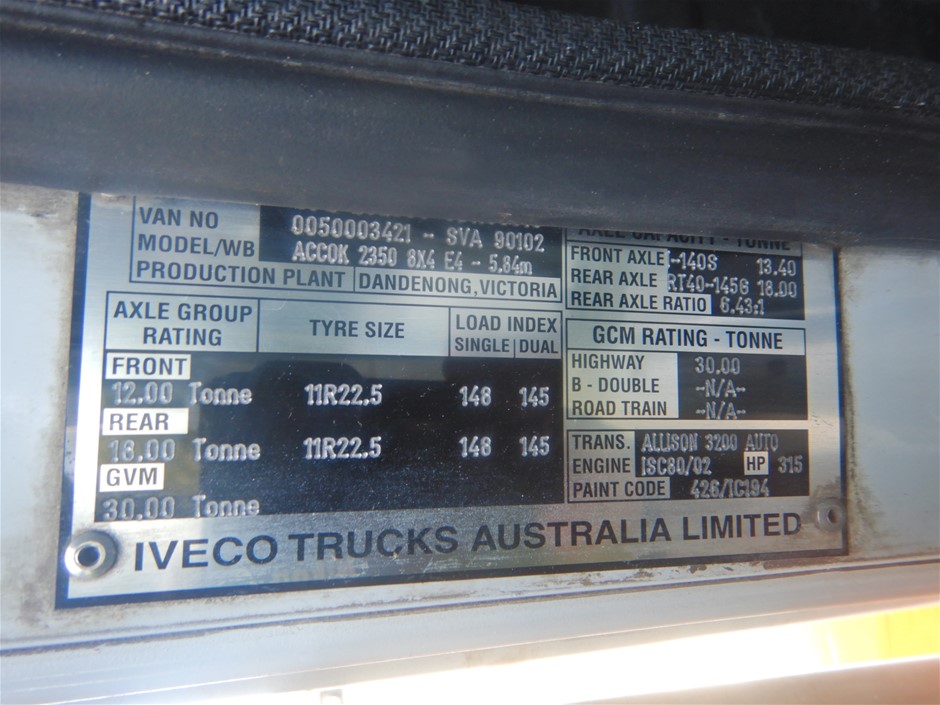 Night Merchant Gin Grapefruit And Soda Cans (24x 250mL) NSW