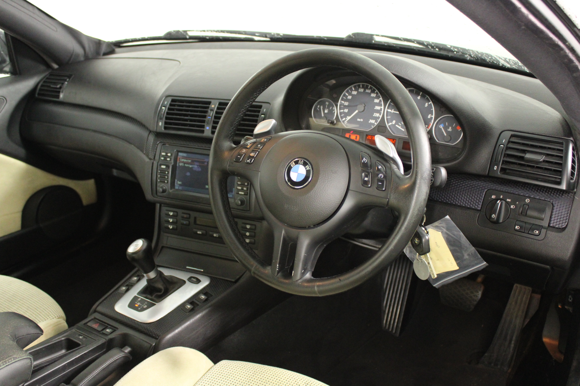 By The Vineyard Mixed Pack Pinot Grigio & Chardonnay (12x 750mL). SEA.