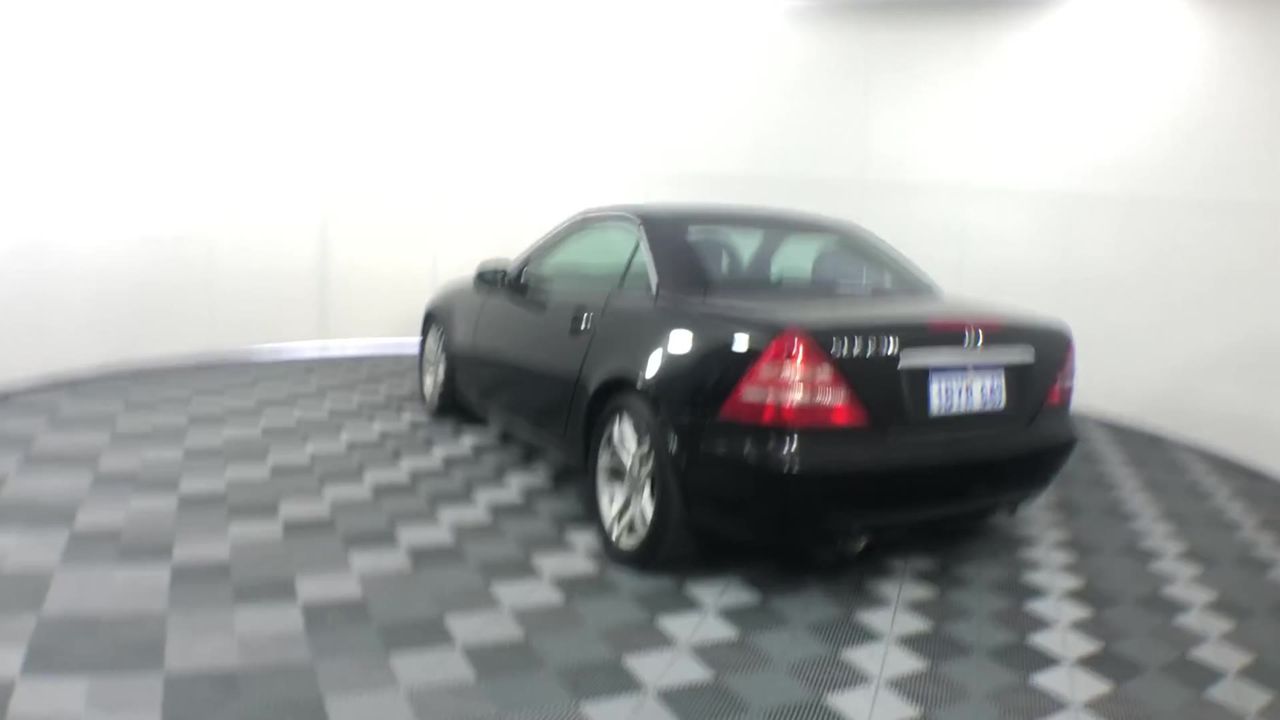 Howlin Gale Wines Category 5 Cabernet Sauvignon 2017 (6x 750mL) SA