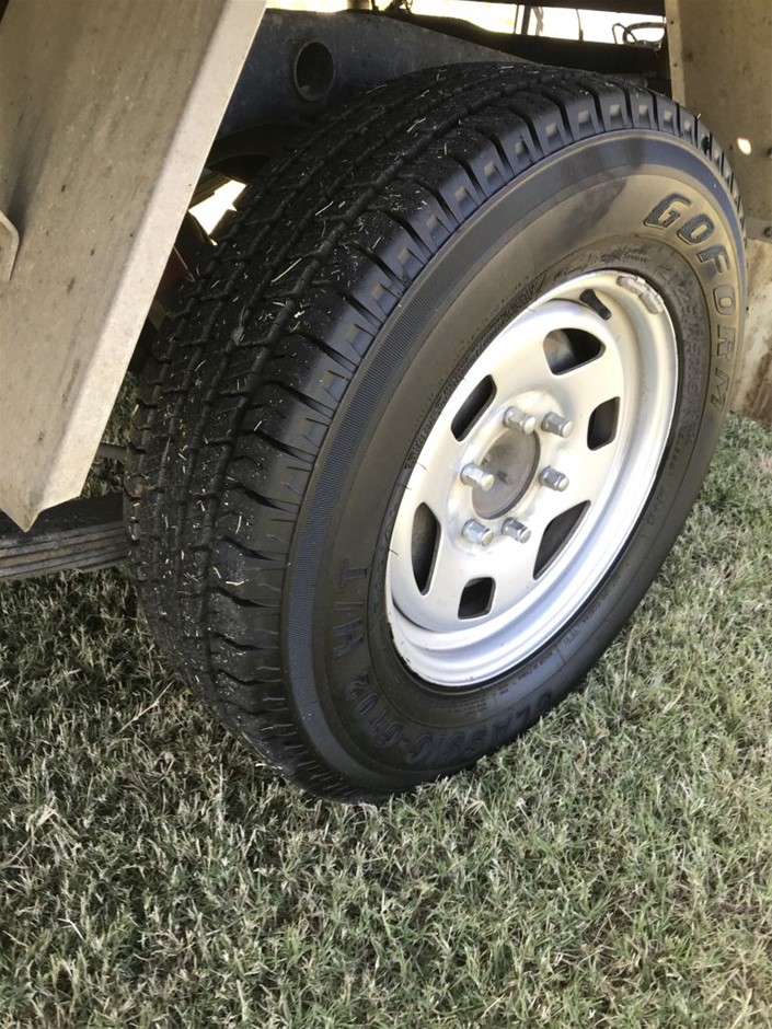 Mercedes Benz Vito 114 BLUTEC LWB Turbo Diesel Automatic Van