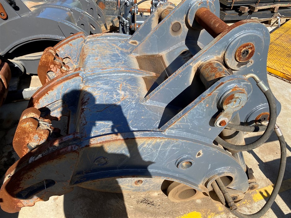 Silver-Filled Cuban Necklace Simulated Diamond Clasp, 12MM - 60.9cm