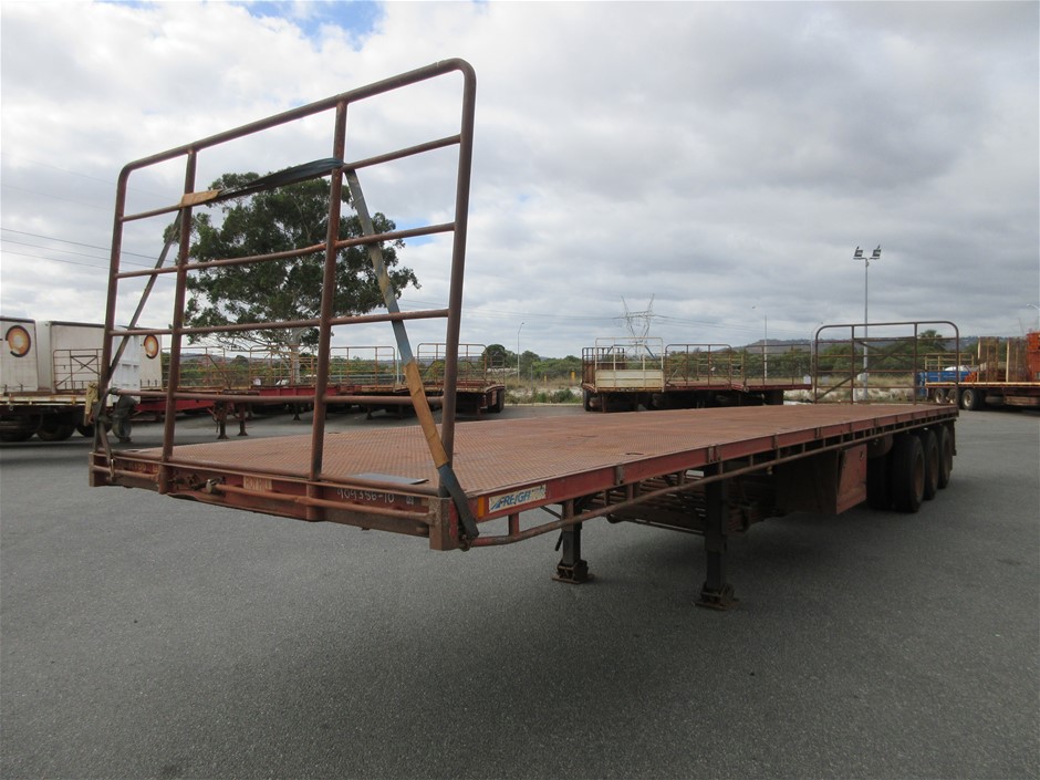 18K White Gold-Filled Cuban Iced Out Ring with Simulated Diamonds - Size 8