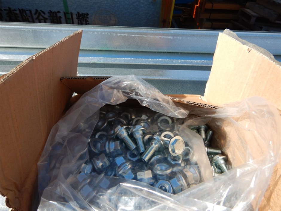 Helen & Joey Estate Cleanskin Merlot Cabernet Sauvignon 2019 (6x 750mL) VIC