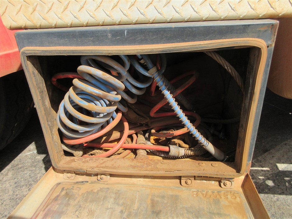 Oil/Coolant Collection Tray