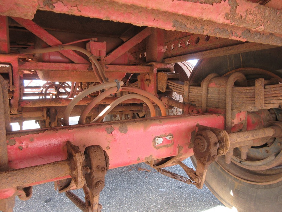 7-8mm Black Pearl with Rhinestones & CZ Gold Plated Bracelet
