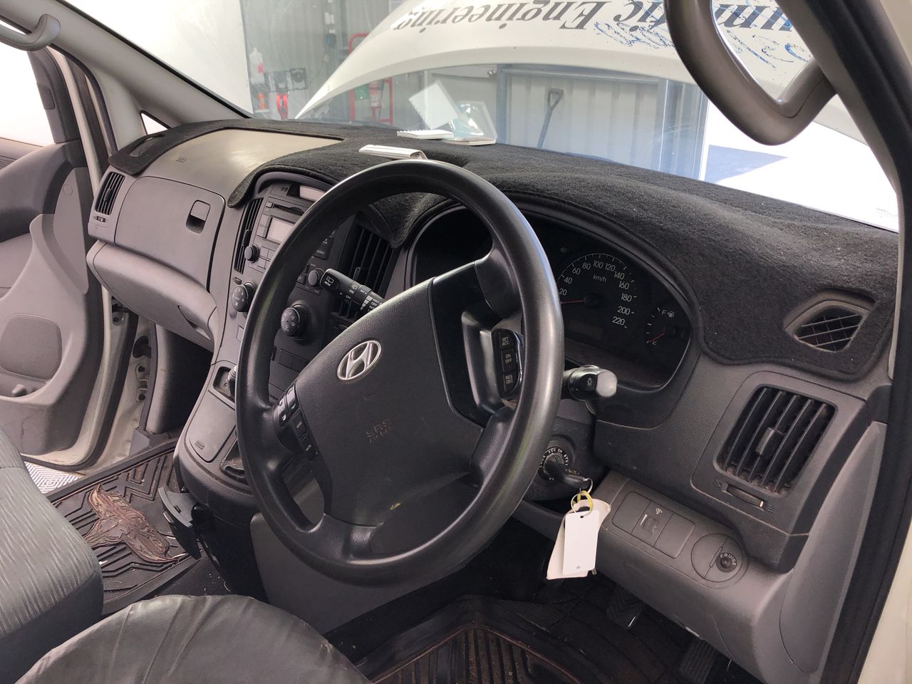 SCHLAGE F10 GEO 622 CAM Camelot Collection Georgian Passage Knob, Matte Bla