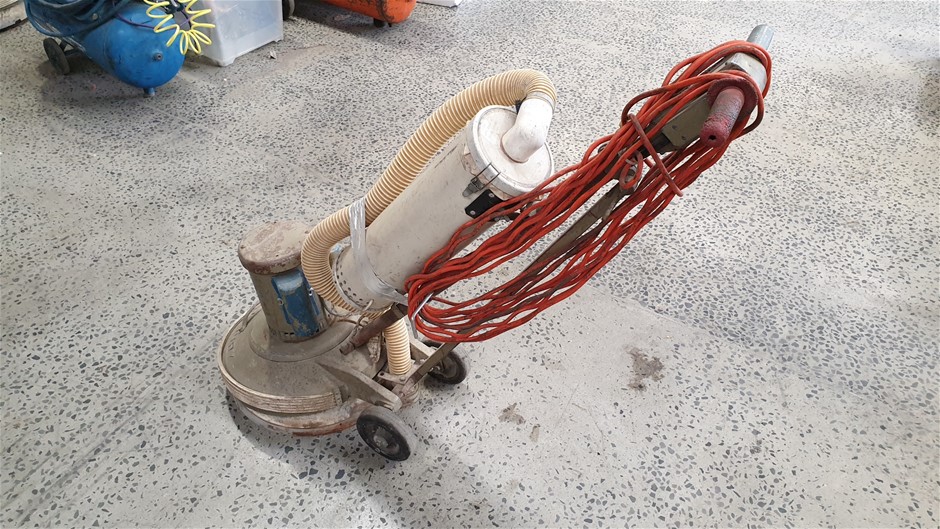 <B>Circa 1945 Studebaker US6 Tipper Truck (Vintage)</B>