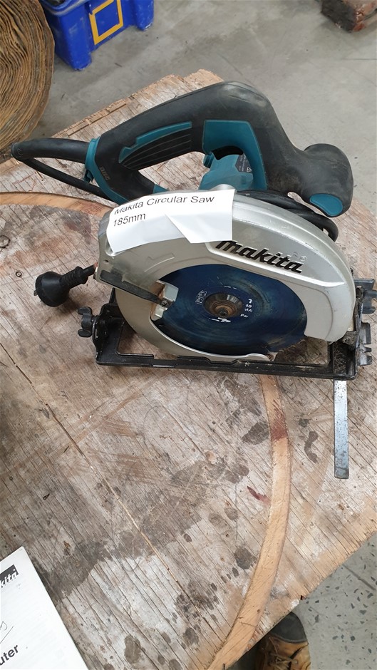 Fishbone Blue Merlot 2023 (6x 750mL) Geographe