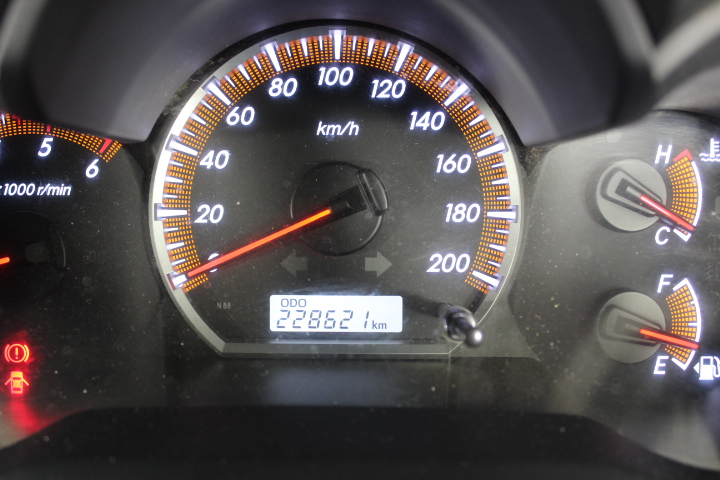 New Waterproof Men'S Watch Barrel Shaped Transparent Quartz Watch Popular