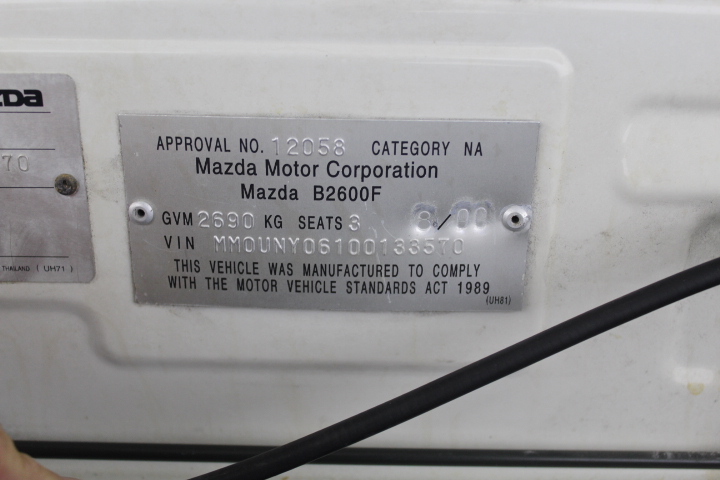 1966 Australia Silver Queen Elizabeth coin & 0.10 Xag silver bar x 4