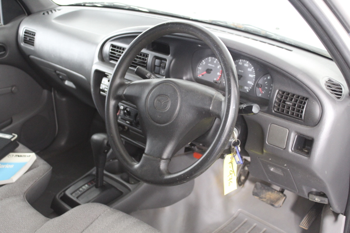 4 Carats Diamond Earrings in 18 ct Yellow Gold of 4.60 gram gold with IGI