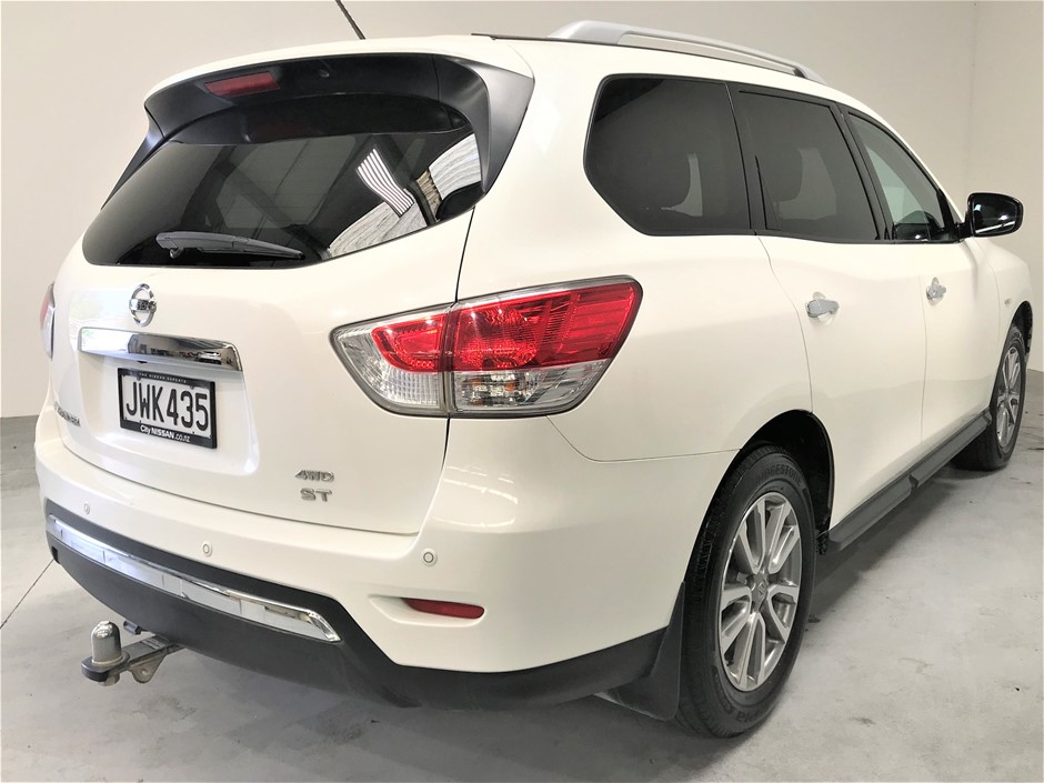 18K Gold-Filled Cuban Bracelet with Simulated Diamond Clasp - 19cm