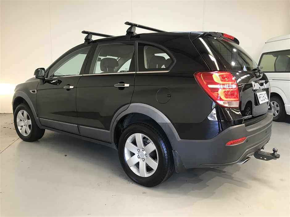 18K Gold-Filled Cuban Bracelet with Simulated Diamond Clasp - 19cm