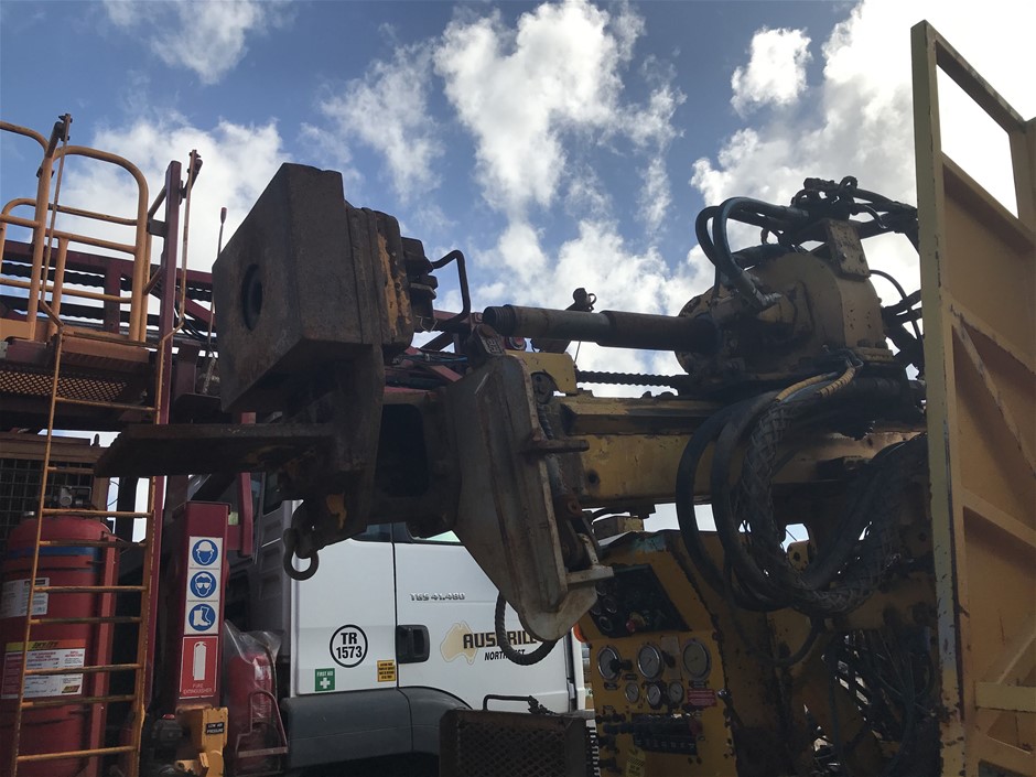 Orologio Emporio Men’s Watch Mesh Green Dial