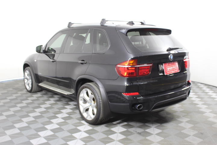 Desk, Shelf & Office Chair