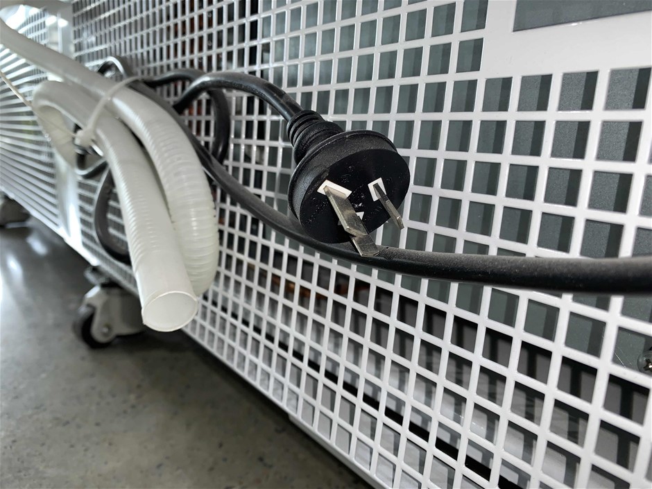 GRA Moissanite white 18k Solid Yellow Gold Vermeil Ring -9US