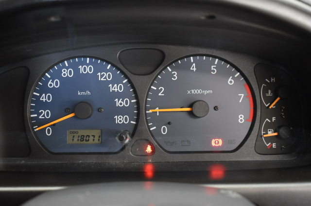 Divici Prosecco Organic NV (6 x 750mL), Italy.