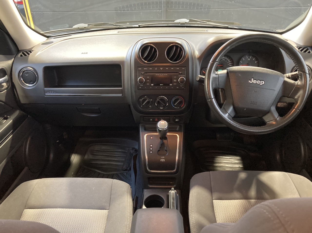 Roberts Estate Shiraz 2023 (12x 750mL) SEA