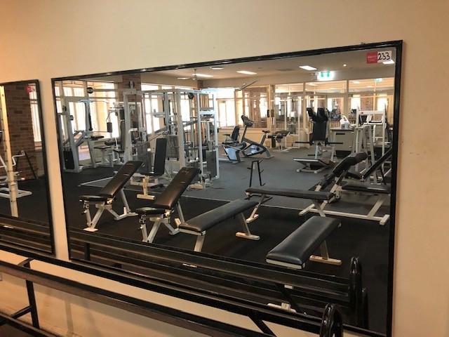 Apple MacBook Pro (A1398) (EMC2673) Laptop i7 3740QM 16GBRAM/500GB Silver