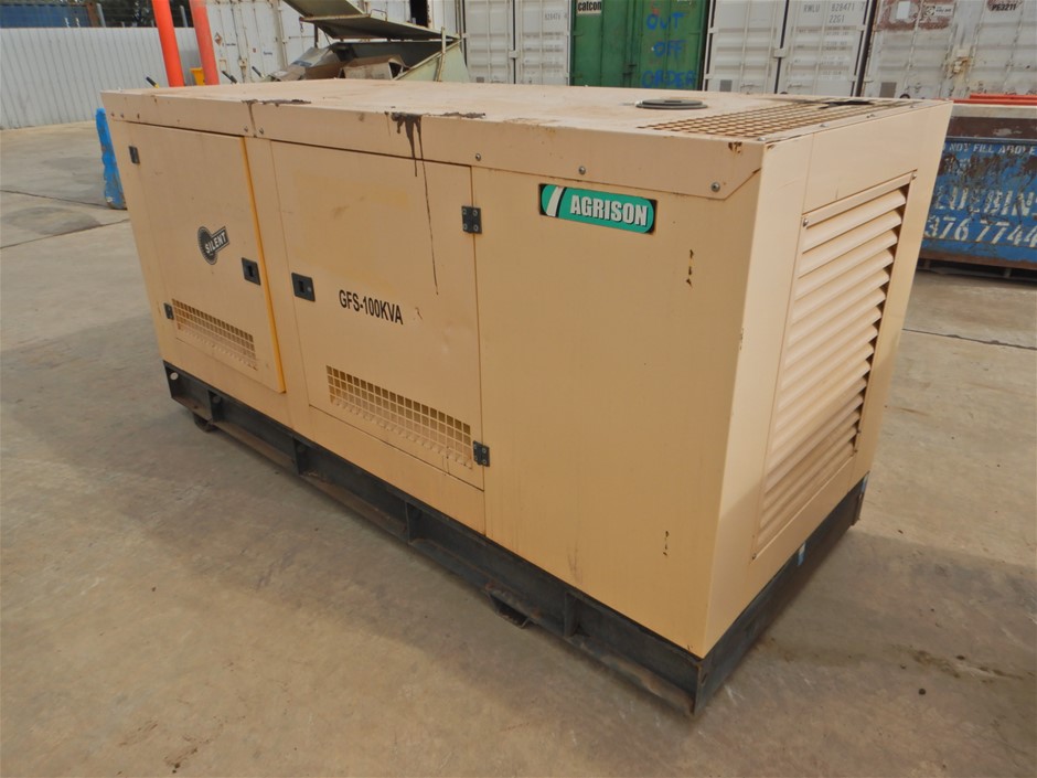 Garden Gnomes 5pc Set, Hand-painted Terracotta, 30cm High, Brand NEW