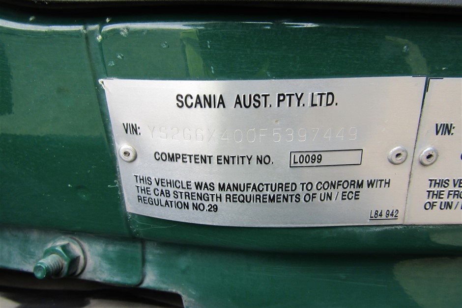 Circle of Friends Pink Moscato Slimline Cans NV (24x 250mL) Limestone Coast