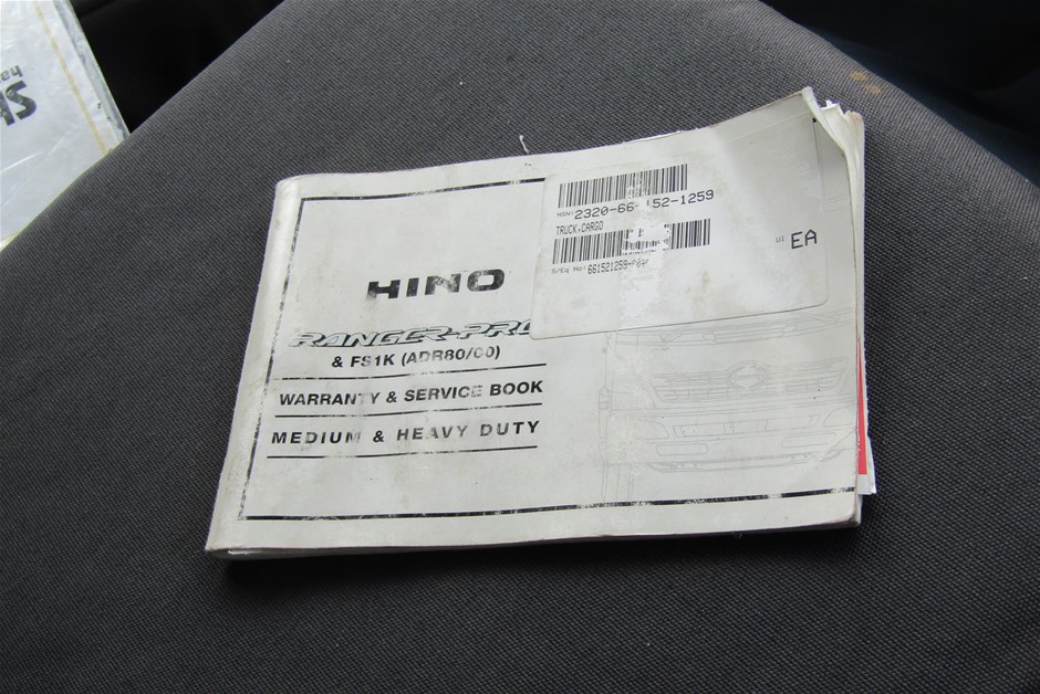 Jules Roy Chardonnay 2023 (6x 750mL), France.