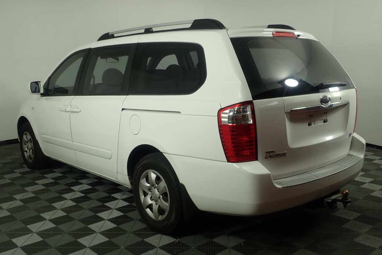 Wolf Blass Yellow Label Shiraz (6x 750mL). SA