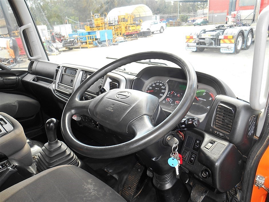 Silver-Filled Cuban Link Chain Bracelet, 8MM Wide - 19cm