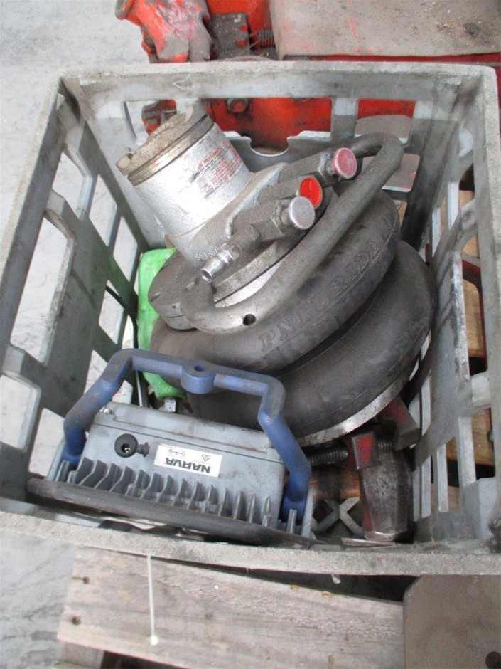 Silver-Filled Cuban Bracelet with Simulated Diamond Clasp, 8MM - 17.8cm