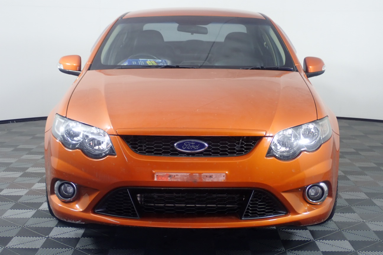 6-10mm Black Agate & Frosted Agate Pendant Charm Necklace