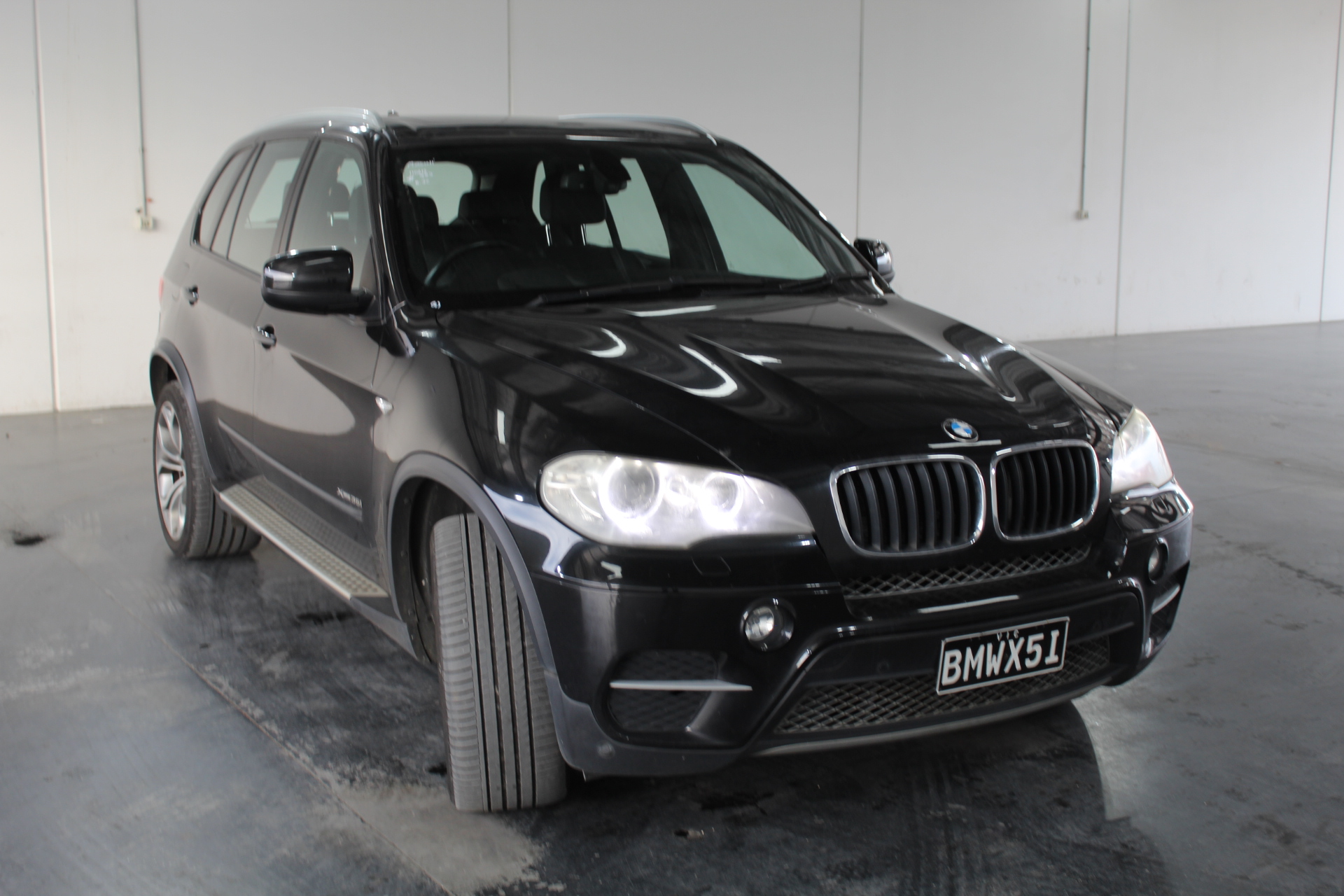 18K Gold - Filled Clustered Bracelet Simulated Diamonds, 12MM Wide - 20.3cm