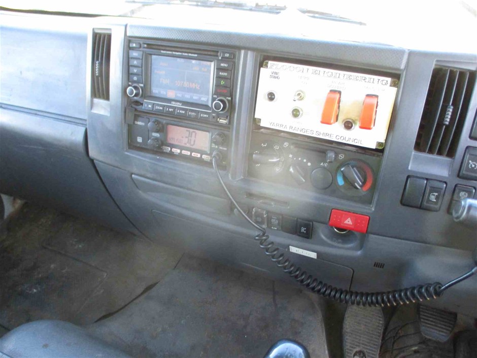 18K White Gold-Filled Single-Row Ring, Simulated Diamonds, Size 9