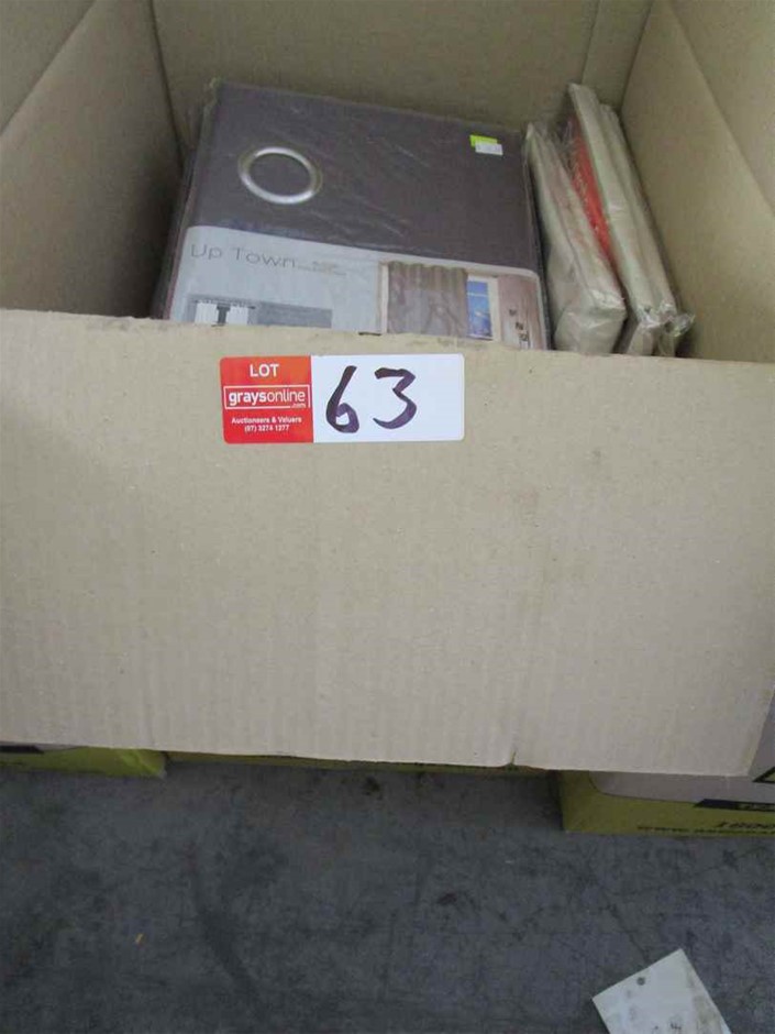 ROBOROCK Qrevo L Robotic Vacuum Cleaner, Model RR-QRL52-03-BLK, Black. NB: