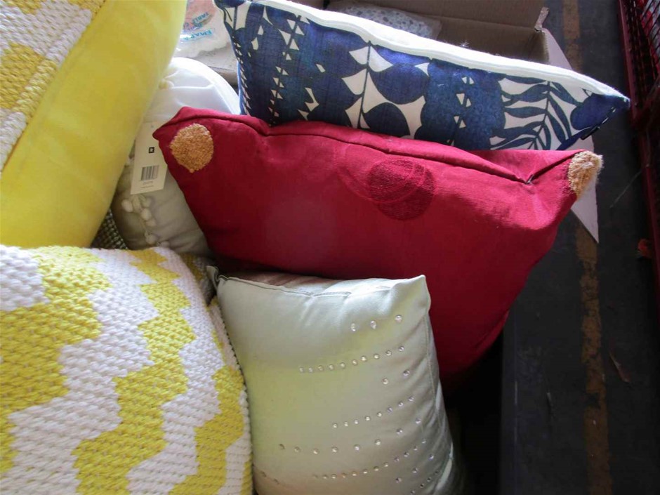 DECATHLON 500 Memory Foam Bike Saddle Cover (Medium) Unique Size Black.