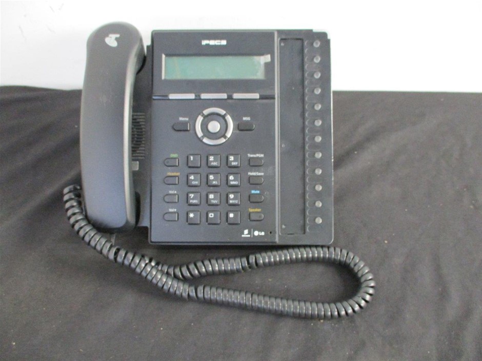 Vial full of Gold Leaf/Flake