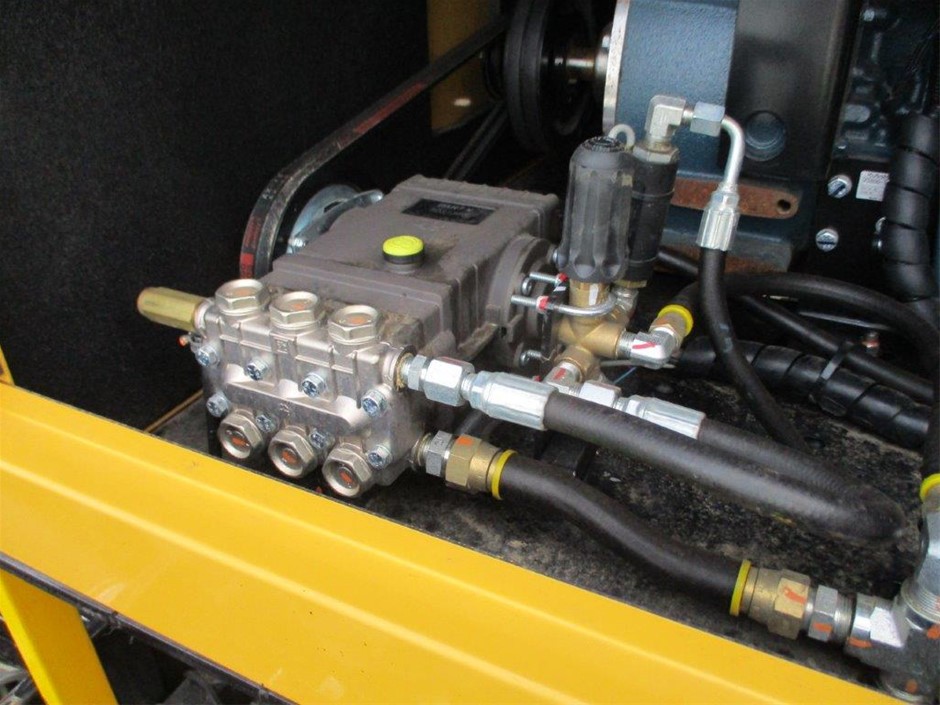 2015 Mitsubishi Triton 4X4 GLS MQ Turbo Diesel Manual Dual Cab