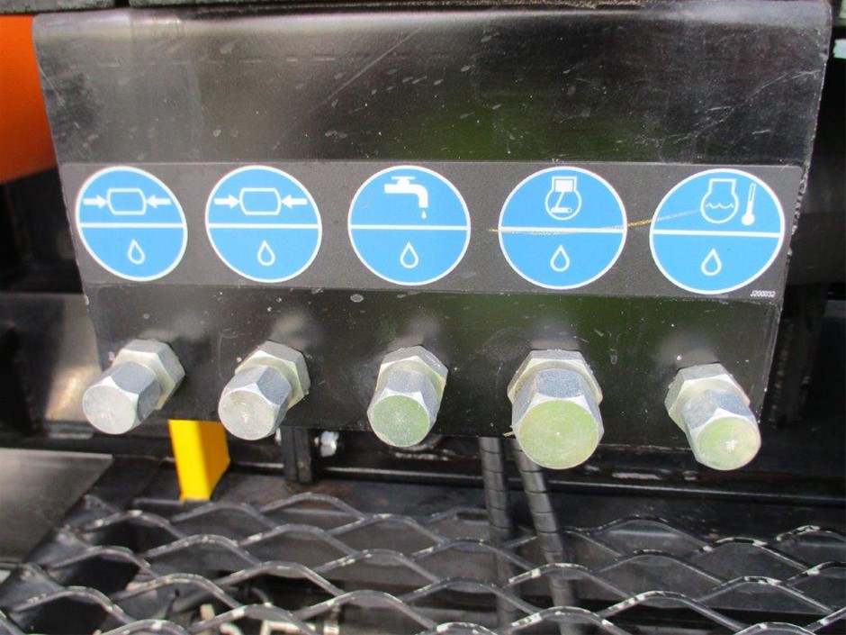 23ft x 22ft Garage / Carport (Unused)