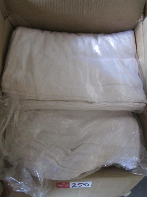 Quantity of 200 1650mm Star Pickets ( Unused),