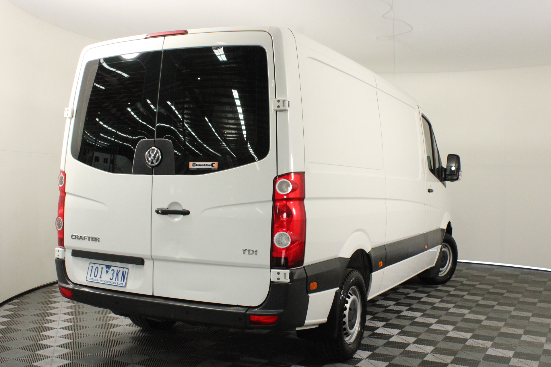 9K Yellow Gold TURQUOISE PETAL STUD