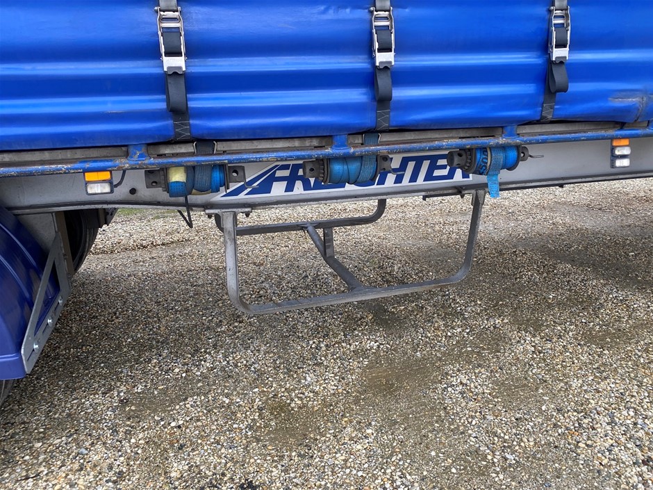 9K YELLOW GOLD BRACELETUE TOPAZ MARQ HEART NECKLACE 45cm