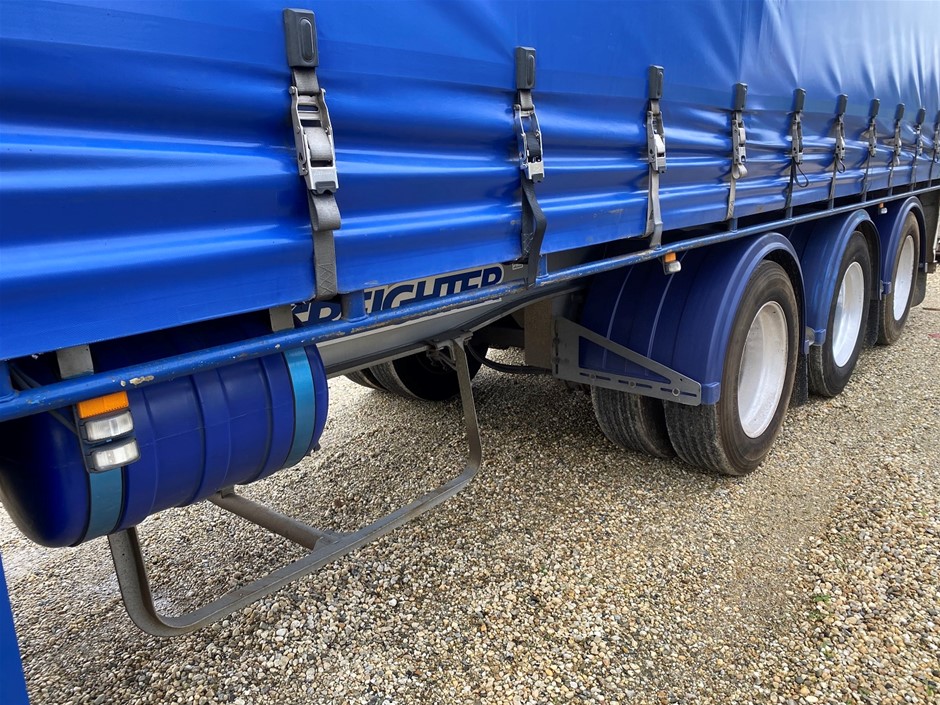 9K Yellow GOLD HLW RECTANGLAR SIGNET RING