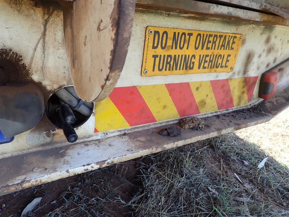 9K Yellow Gold RUBY RING