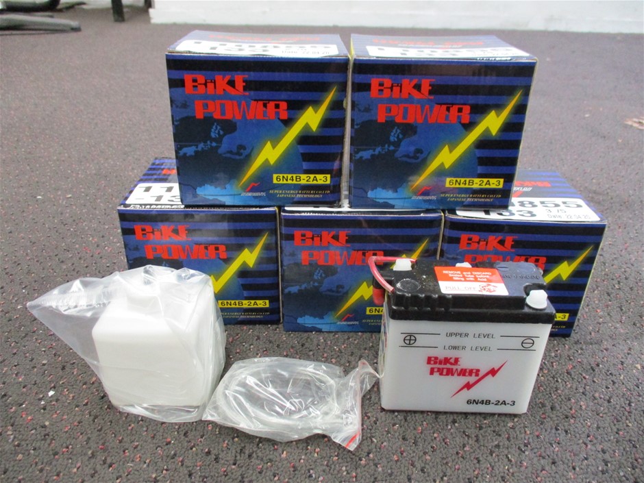 9K YELLOW GOLD 0.10ct F VS LAB DIAMOND FW PEARL RING