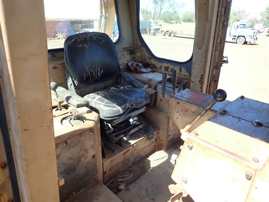 9K WHITE GOLD 0.75ct F VS LAB DIAMOND CHANNEL SET BAND