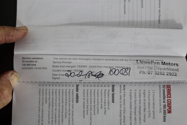 6-7mm White Pearl & Rhinestone Real Platinum Plated Bracelet