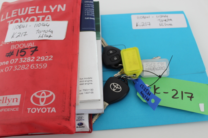 6mm Labradorite & Baroque Pearl Dangling Earrings.