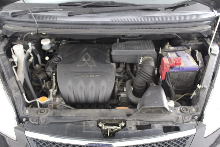 1966 Australia Silver Queen Elizabeth coin & 0.10 Xag silver bar x 4